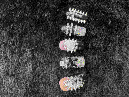VNL-WA-005 black silver spiked rhinestone water-inspired custom press-on nails by Velnora